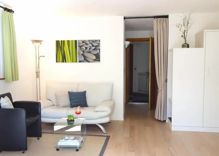 Chesa Valetta By Interhome Appartement Bever